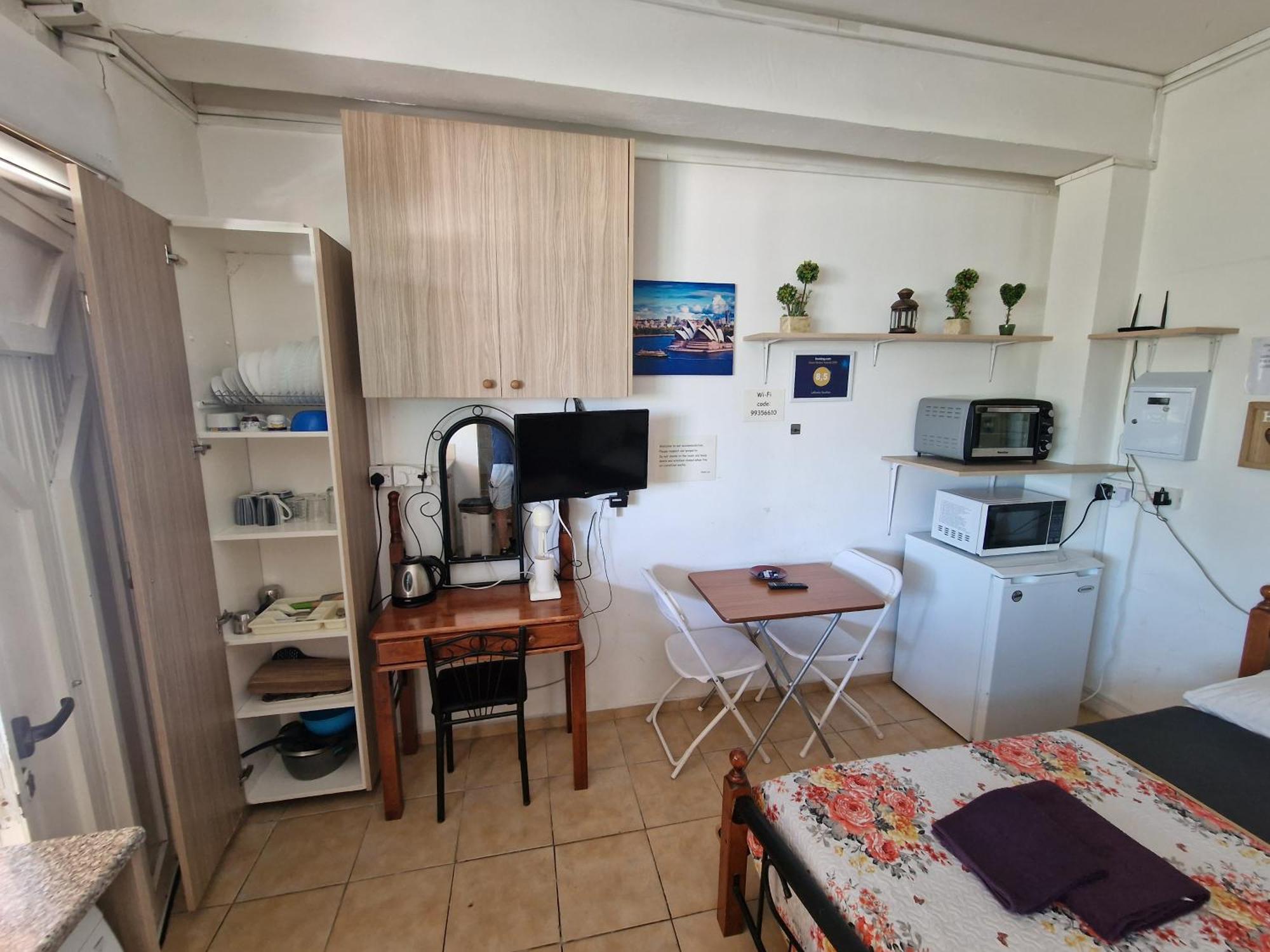 Nicosia Rooms Studios Szoba fotó